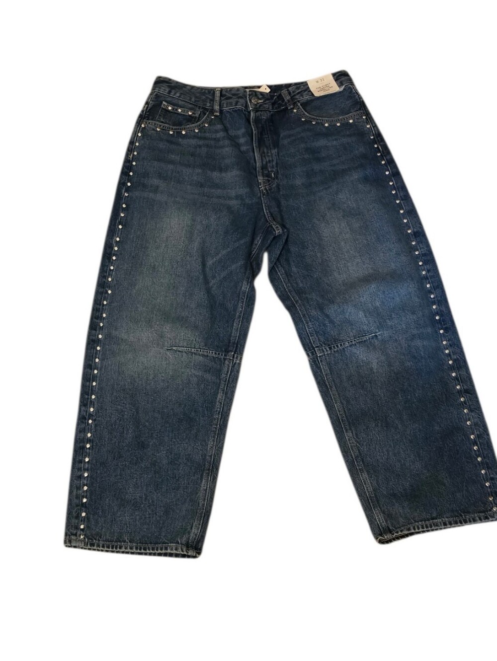 Madewell The Curvy Darted Barrel Leg Jeans with Stud Trim - 31